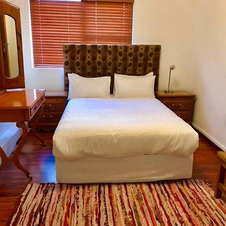 Mbalentle Guesthouse Bishop Lavis المظهر الخارجي الصورة
