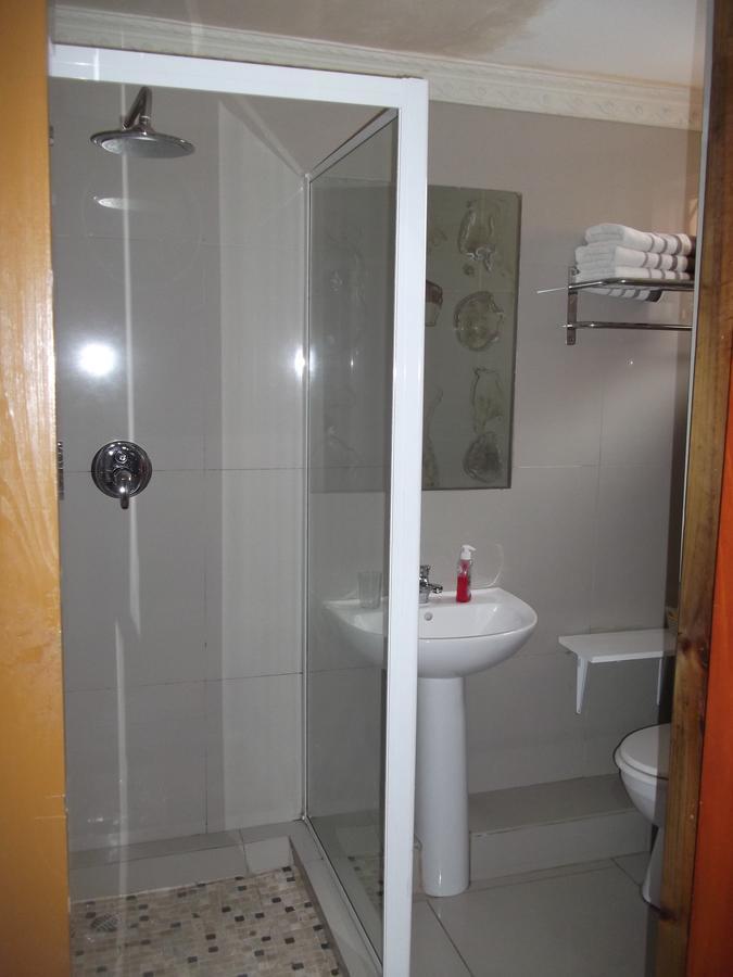 Mbalentle Guesthouse Bishop Lavis المظهر الخارجي الصورة